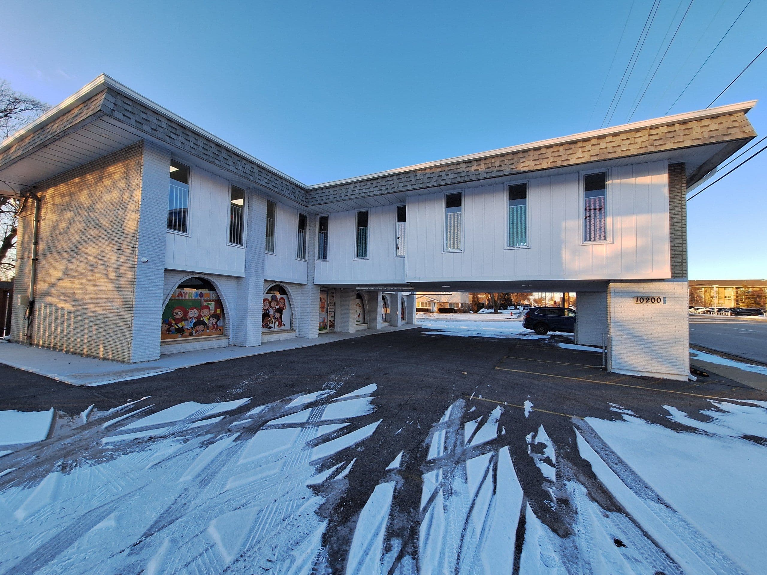 center-img